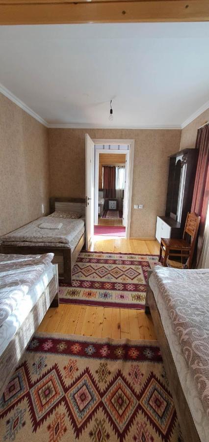 Betegi Guest House Mestia Exterior foto